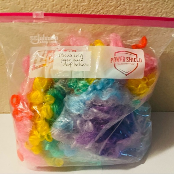 Clown Wig - Picture 4 of 11